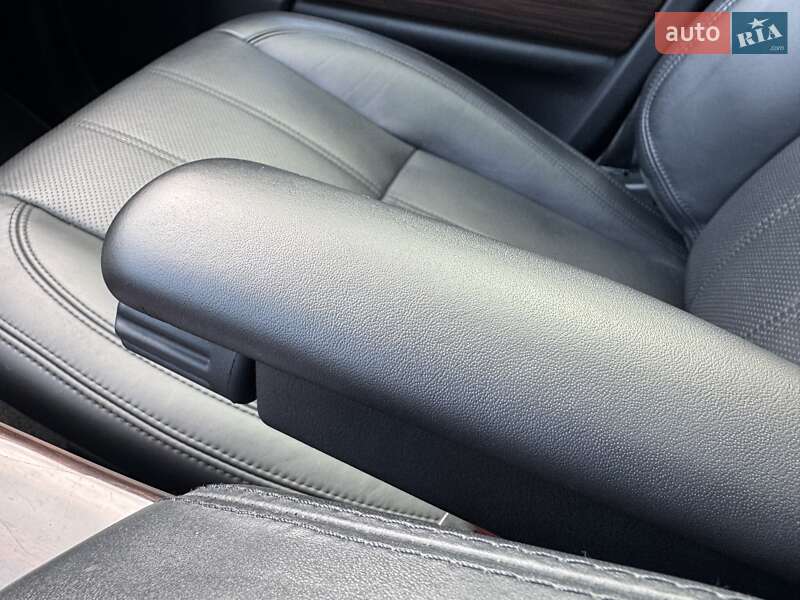 Внедорожник / Кроссовер Land Rover Range Rover 2013 в Тернополе