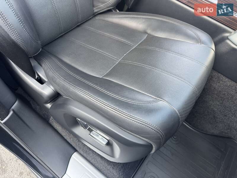 Внедорожник / Кроссовер Land Rover Range Rover 2013 в Тернополе