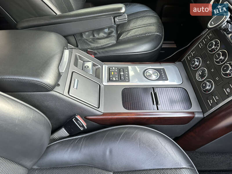 Внедорожник / Кроссовер Land Rover Range Rover 2011 в Киеве