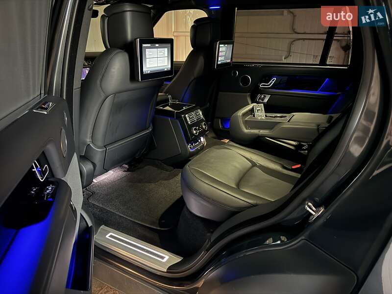 Внедорожник / Кроссовер Land Rover Range Rover 2018 в Тернополе