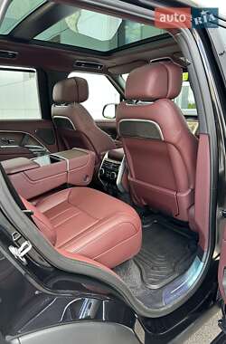 Внедорожник / Кроссовер Land Rover Range Rover 2024 в 