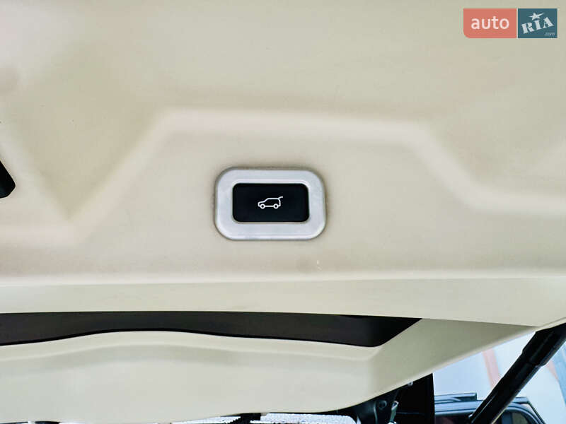 Внедорожник / Кроссовер Land Rover Range Rover 2013 в Киеве