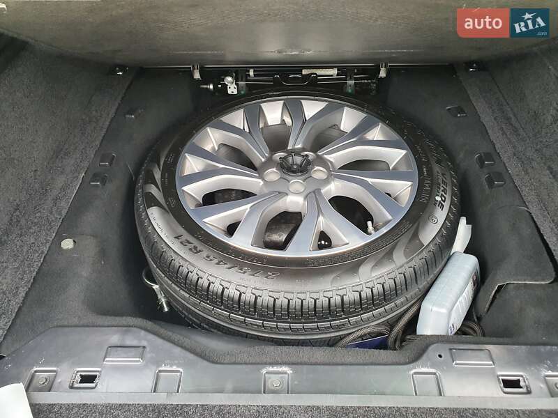 Внедорожник / Кроссовер Land Rover Range Rover 2020 в Киеве фото 35 Внедорожник / Кроссовер Land Rover Range Rover 2020 в Киеве