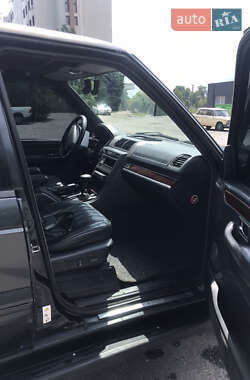 Внедорожник / Кроссовер Land Rover Range Rover 2000 в 