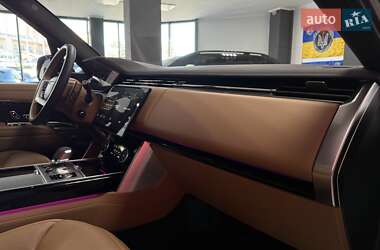 Позашляховик / Кросовер Land Rover Range Rover 2023 в 