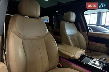 Позашляховик / Кросовер Land Rover Range Rover 2023 в 