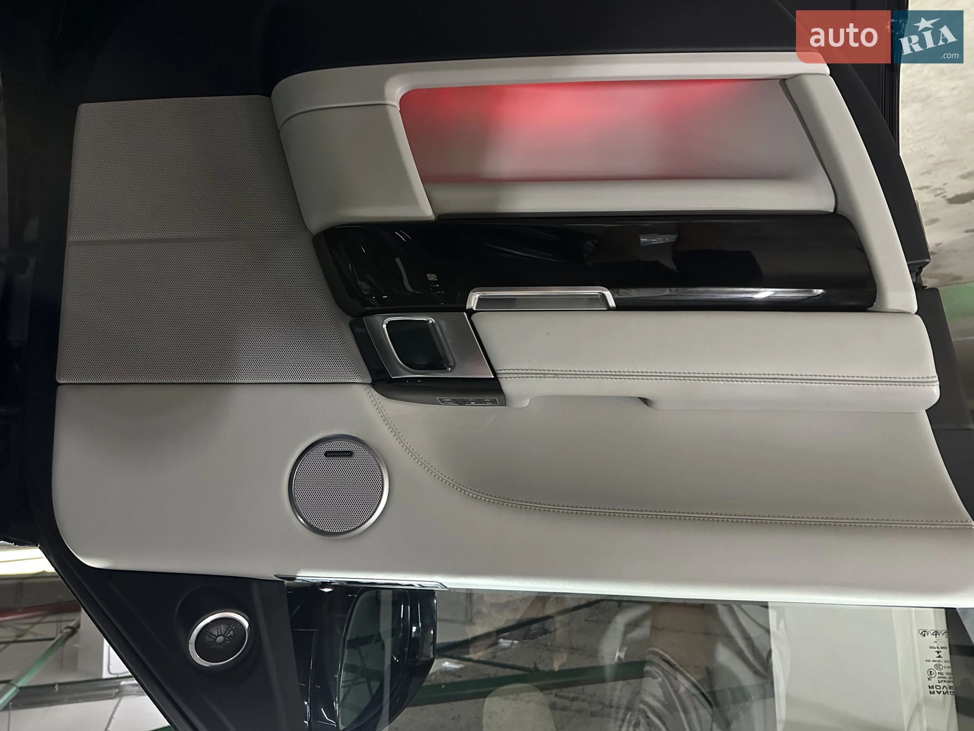 2013 Land Rover Range Rover - мініатюра 19