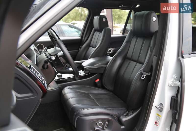 Внедорожник / Кроссовер Land Rover Range Rover 2016 в Киеве