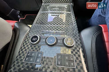 Внедорожник / Кроссовер Land Rover Range Rover 2013 в 