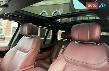 Внедорожник / Кроссовер Land Rover Range Rover 2023 в 