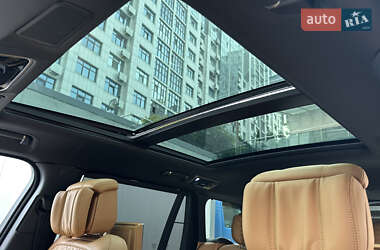 Внедорожник / Кроссовер Land Rover Range Rover 2021 в 