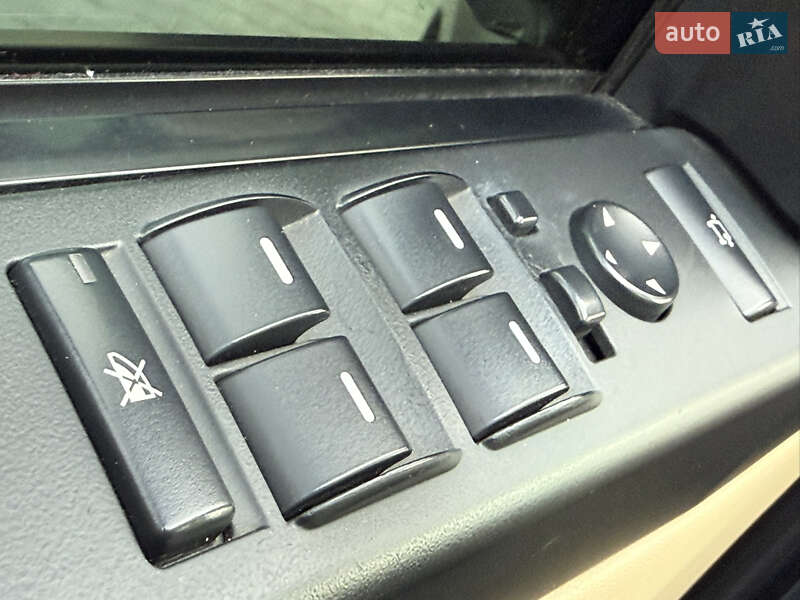 Внедорожник / Кроссовер Land Rover Range Rover 2008 в Черновцах