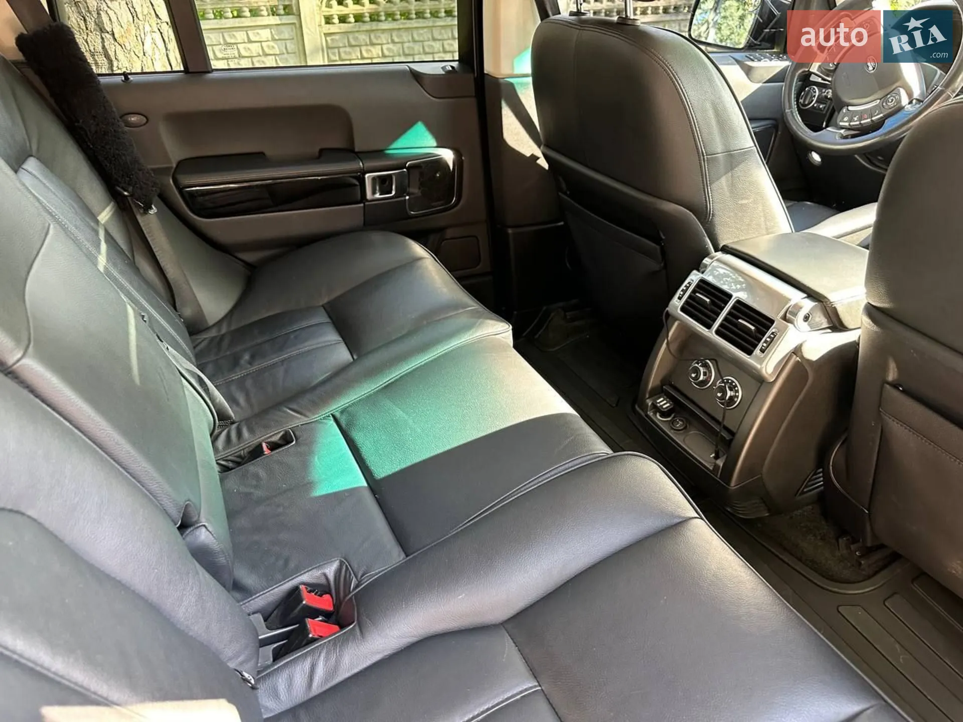 2011 Land Rover Range Rover - мініатюра 24