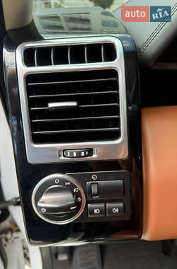 Внедорожник / Кроссовер Land Rover Range Rover 2012 в 