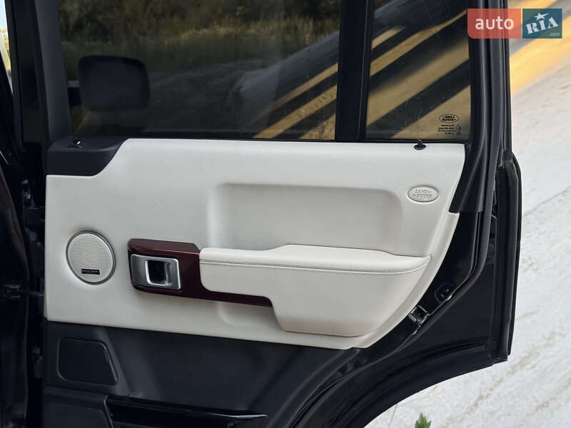 Внедорожник / Кроссовер Land Rover Range Rover 2006 в Зборове
