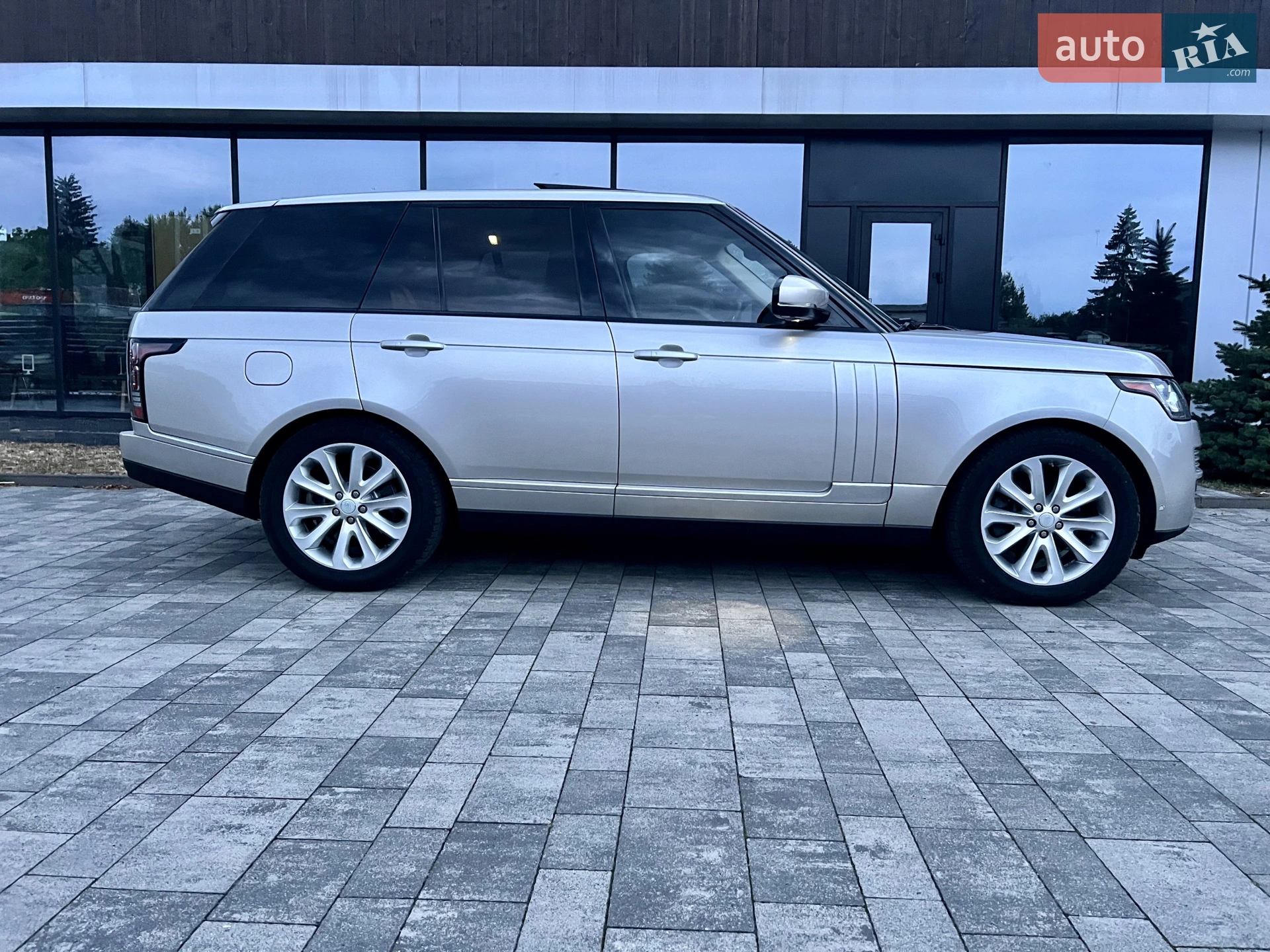 2015 Land Rover Range Rover - мініатюра 39