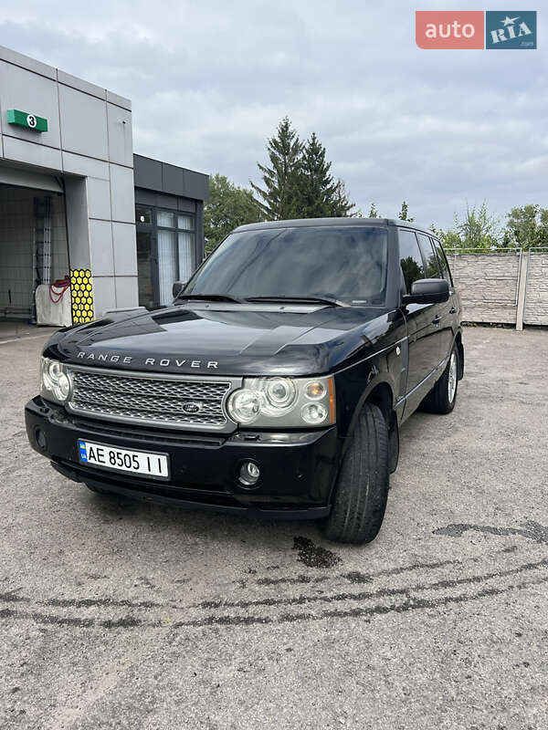 Внедорожник / Кроссовер Land Rover Range Rover 2005 в Черновцах