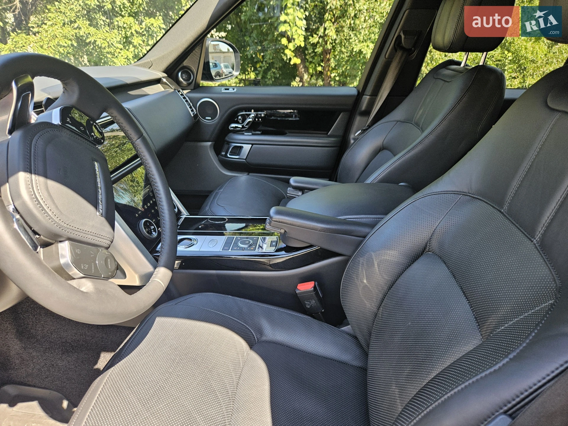 2019 Land Rover Range Rover - мініатюра 23