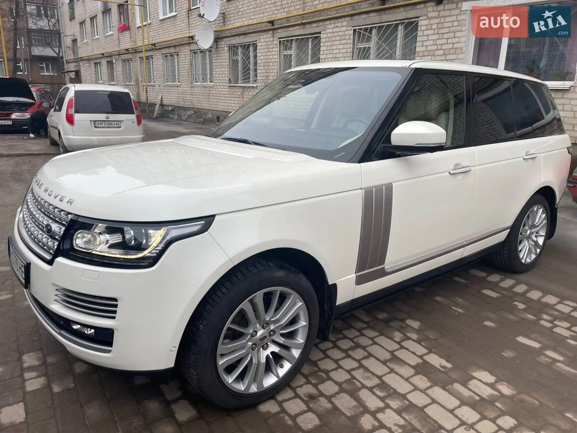 2013 Land Rover Range Rover - мініатюра 12