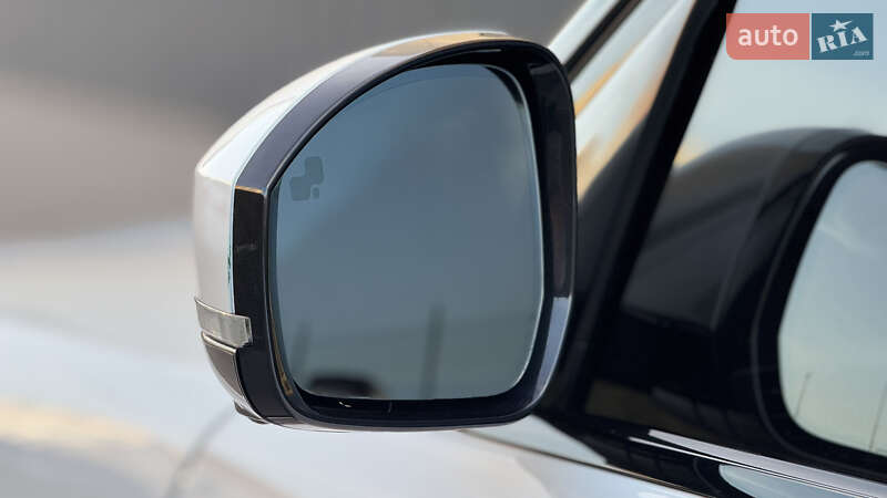 Внедорожник / Кроссовер Land Rover Range Rover 2014 в Вараше