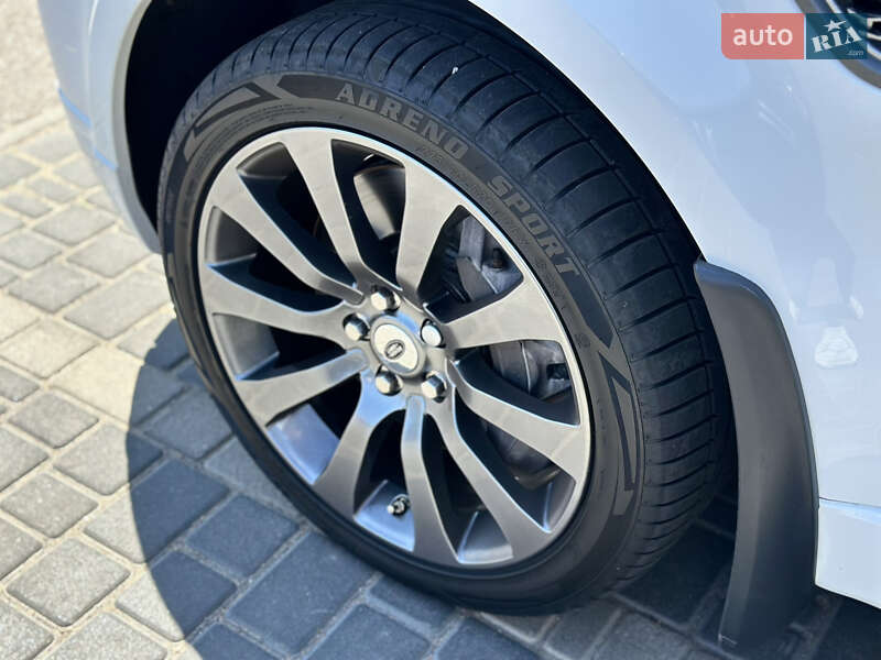 Позашляховик / Кросовер Land Rover Range Rover 2011 в Одесі