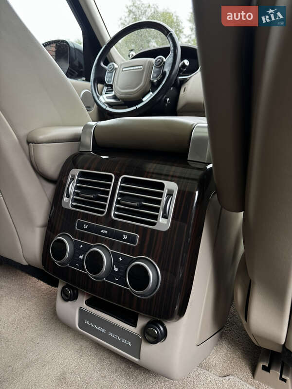 Внедорожник / Кроссовер Land Rover Range Rover 2017 в Хмельницком