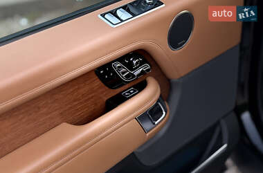Внедорожник / Кроссовер Land Rover Range Rover 2019 в 