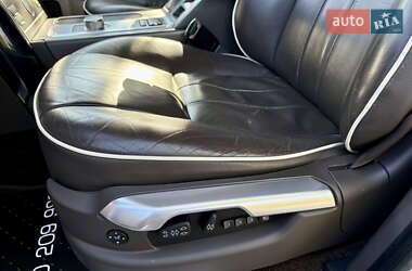 Внедорожник / Кроссовер Land Rover Range Rover 2011 в 
