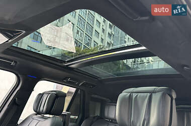 Внедорожник / Кроссовер Land Rover Range Rover 2018 в 