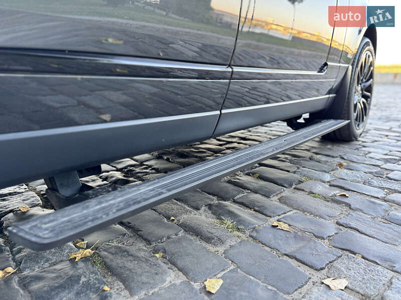 Внедорожник / Кроссовер Land Rover Range Rover 2020 в Киеве