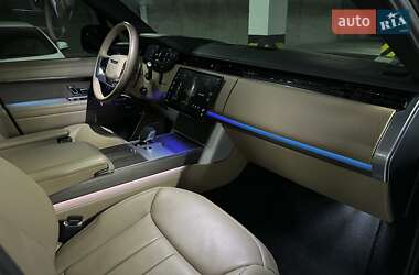 Внедорожник / Кроссовер Land Rover Range Rover 2024 в 
