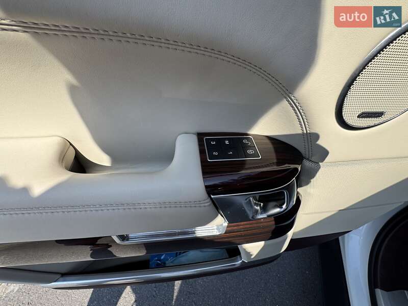 Внедорожник / Кроссовер Land Rover Range Rover 2013 в Киеве