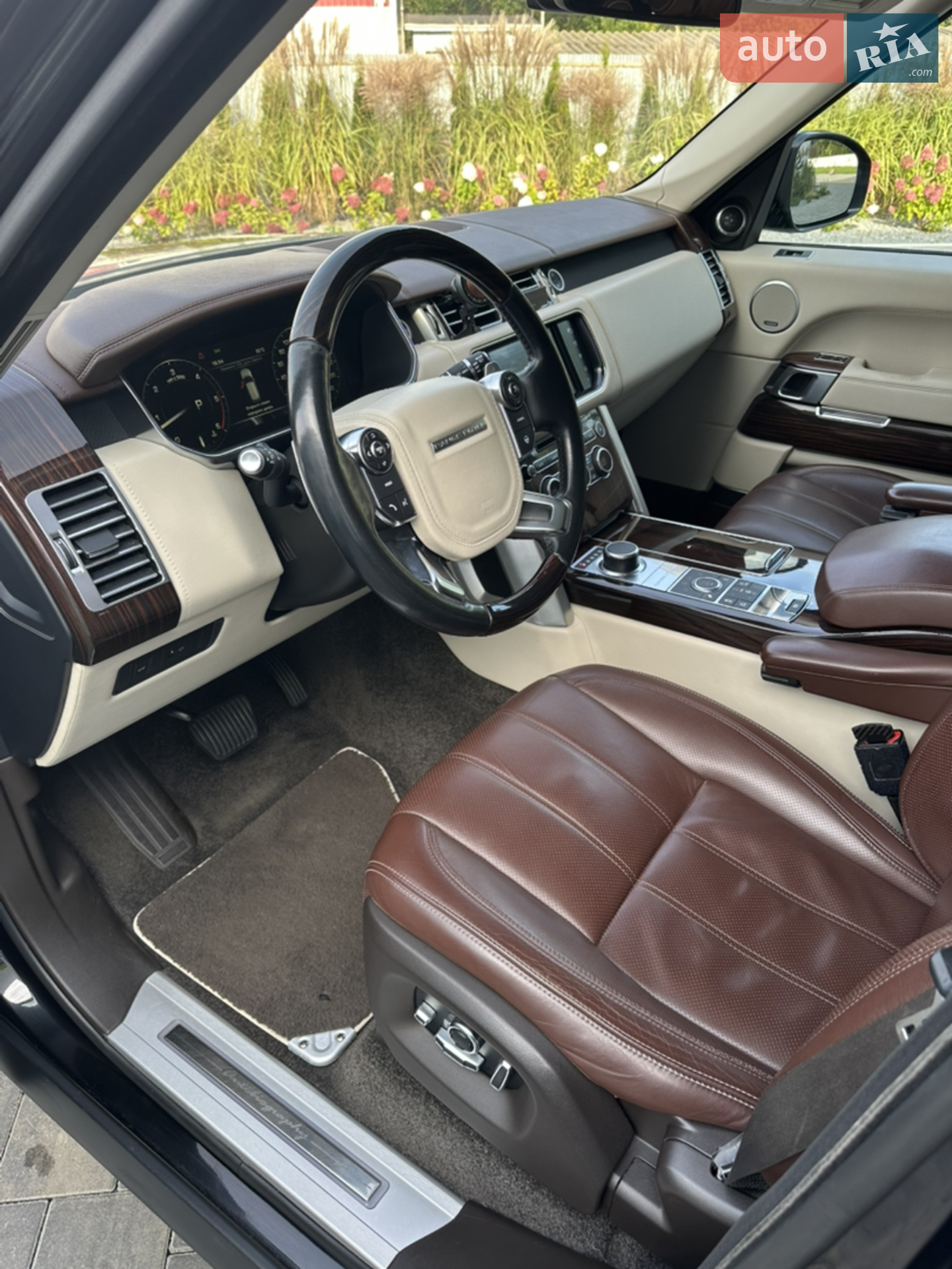 2015 Land Rover Range Rover - мініатюра 34