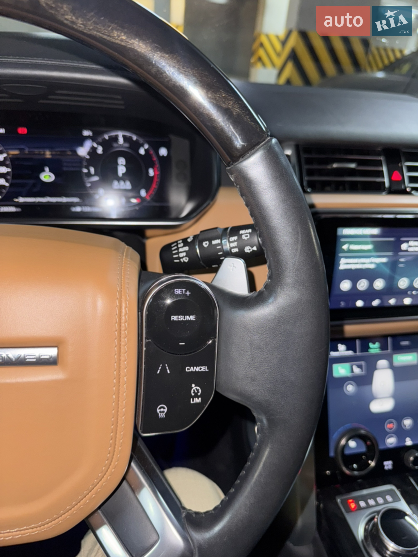 2020 Land Rover Range Rover - мініатюра 28