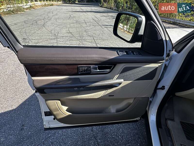 Внедорожник / Кроссовер Land Rover Range Rover 2010 в Киеве