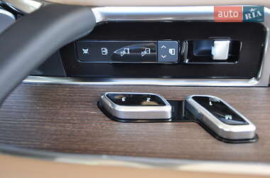 Внедорожник / Кроссовер Land Rover Range Rover 2024 в 