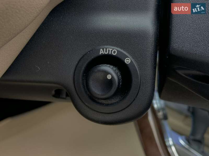 Внедорожник / Кроссовер Land Rover Range Rover 2011 в Киеве