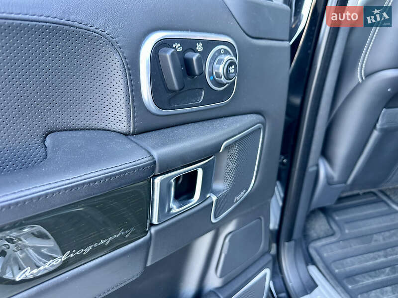 Внедорожник / Кроссовер Land Rover Range Rover 2012 в Киеве