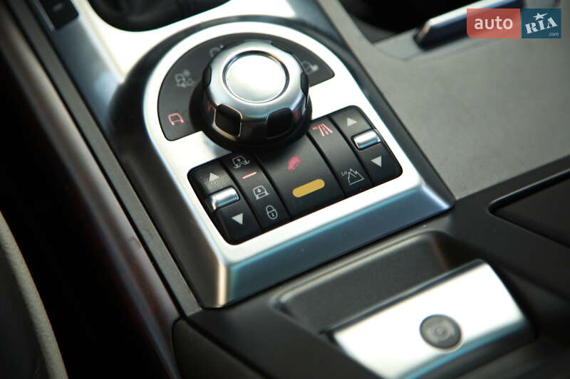 Внедорожник / Кроссовер Land Rover Range Rover 2010 в Харькове