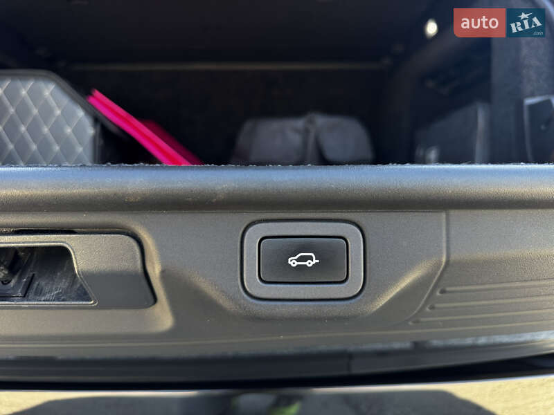 Внедорожник / Кроссовер Land Rover Range Rover 2014 в Житомире