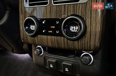 Внедорожник / Кроссовер Land Rover Range Rover 2019 в 