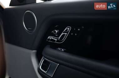 Внедорожник / Кроссовер Land Rover Range Rover 2018 в 