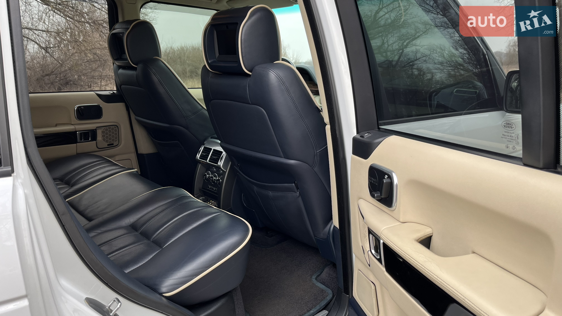 2010 Land Rover Range Rover - мініатюра 8