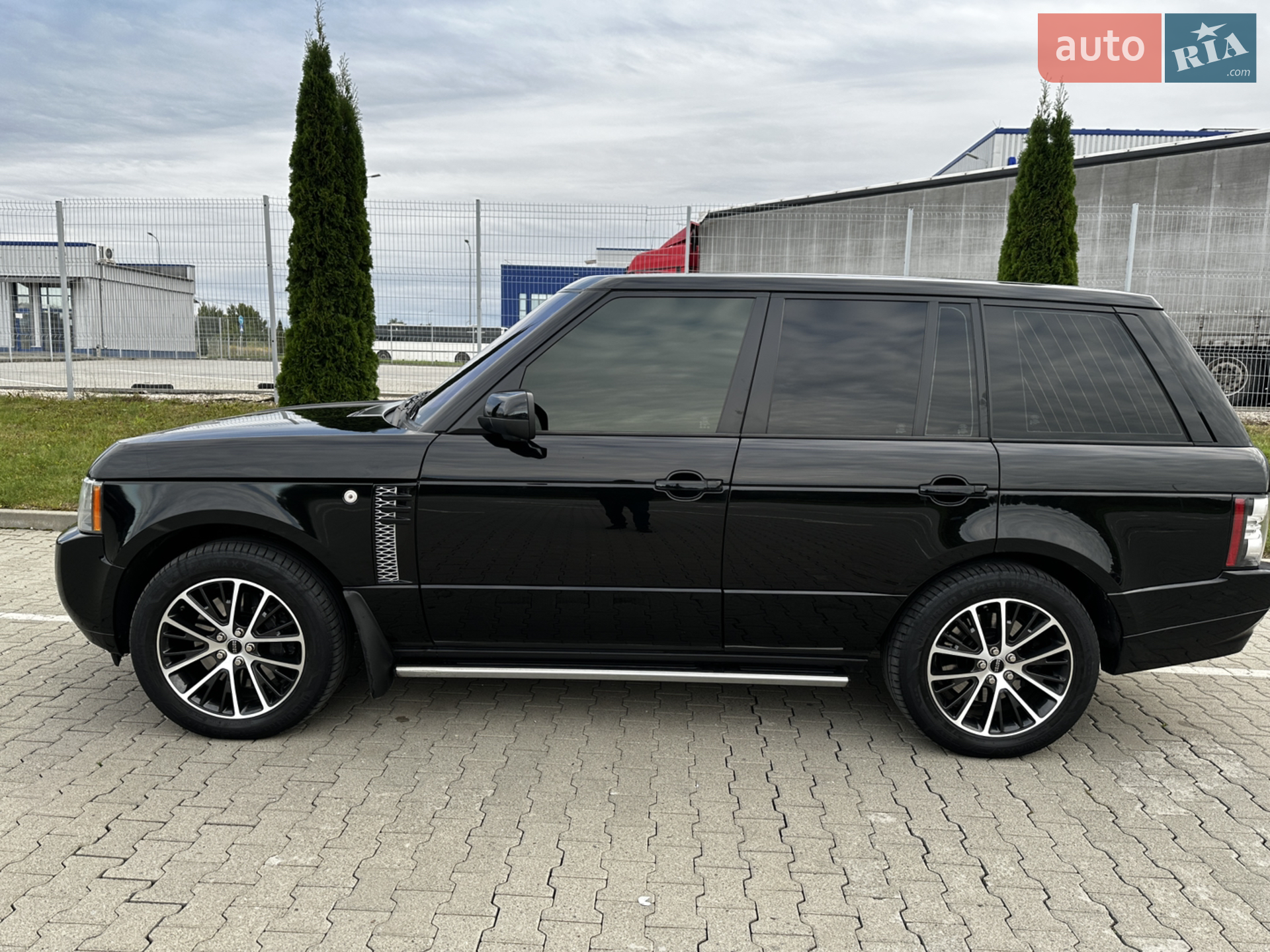 2011 Land Rover Range Rover - мініатюра 12