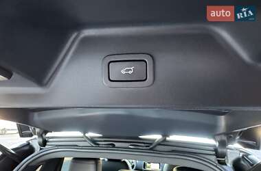 Внедорожник / Кроссовер Land Rover Range Rover 2021 в 