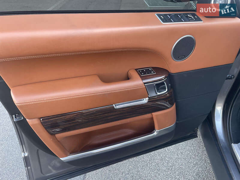 Внедорожник / Кроссовер Land Rover Range Rover 2015 в Киеве