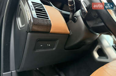 Внедорожник / Кроссовер Land Rover Range Rover 2019 в 