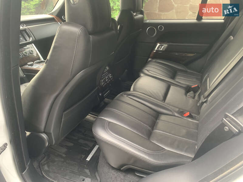 Внедорожник / Кроссовер Land Rover Range Rover 2015 в Ровно