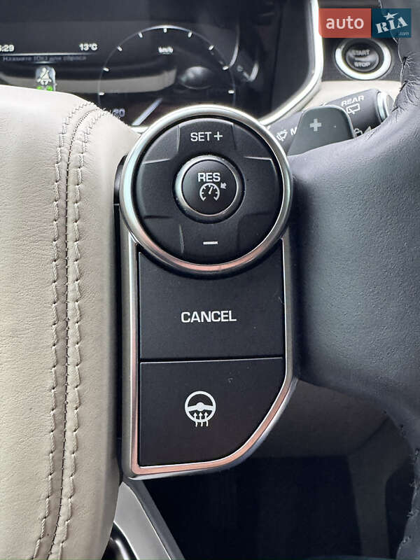 Позашляховик / Кросовер Land Rover Range Rover 2016 в Києві