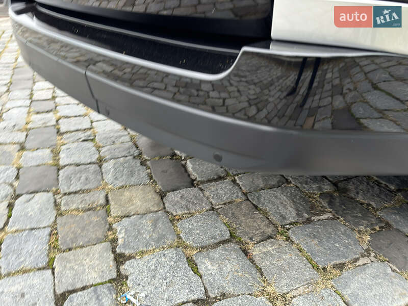 Позашляховик / Кросовер Land Rover Range Rover 2016 в Києві